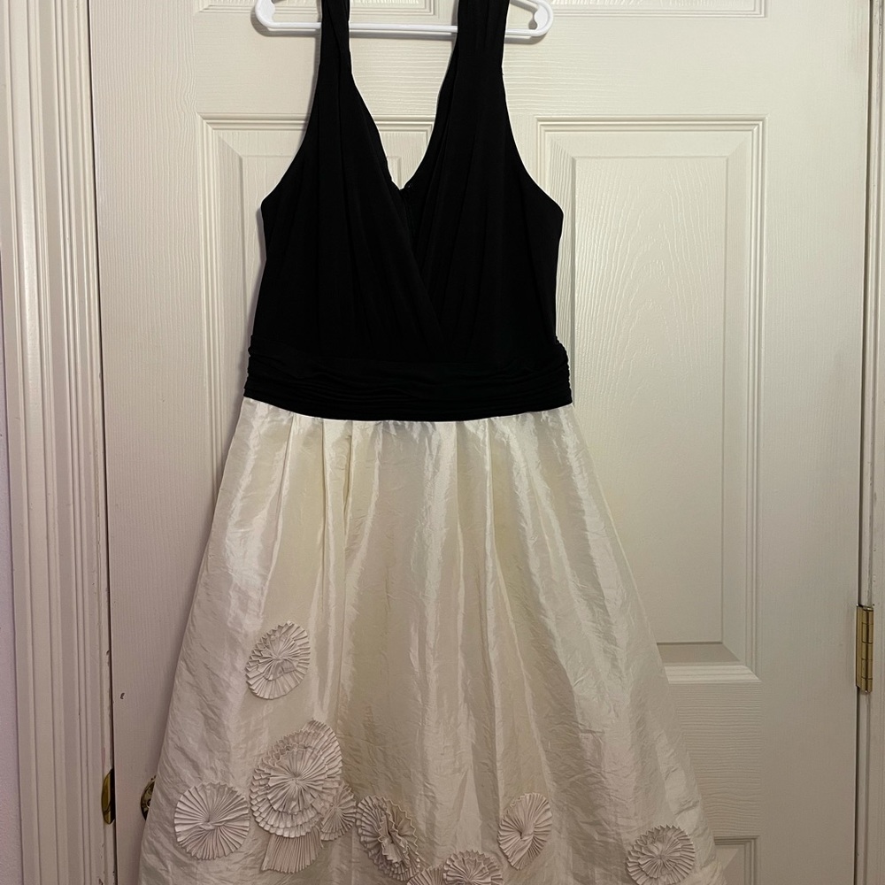 Max and Cleo dress size 8